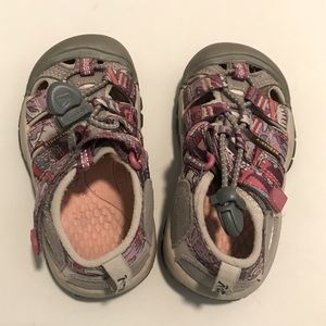 Keen Newport Sandal, Toddler Girls size 8